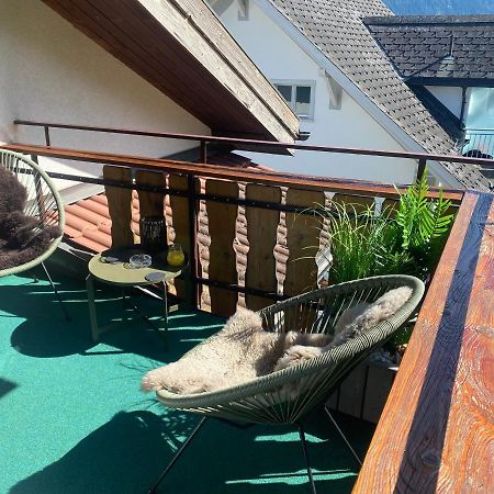 Dachwohnung In Der Mitte Von Laax-Dorf Bagian luar foto